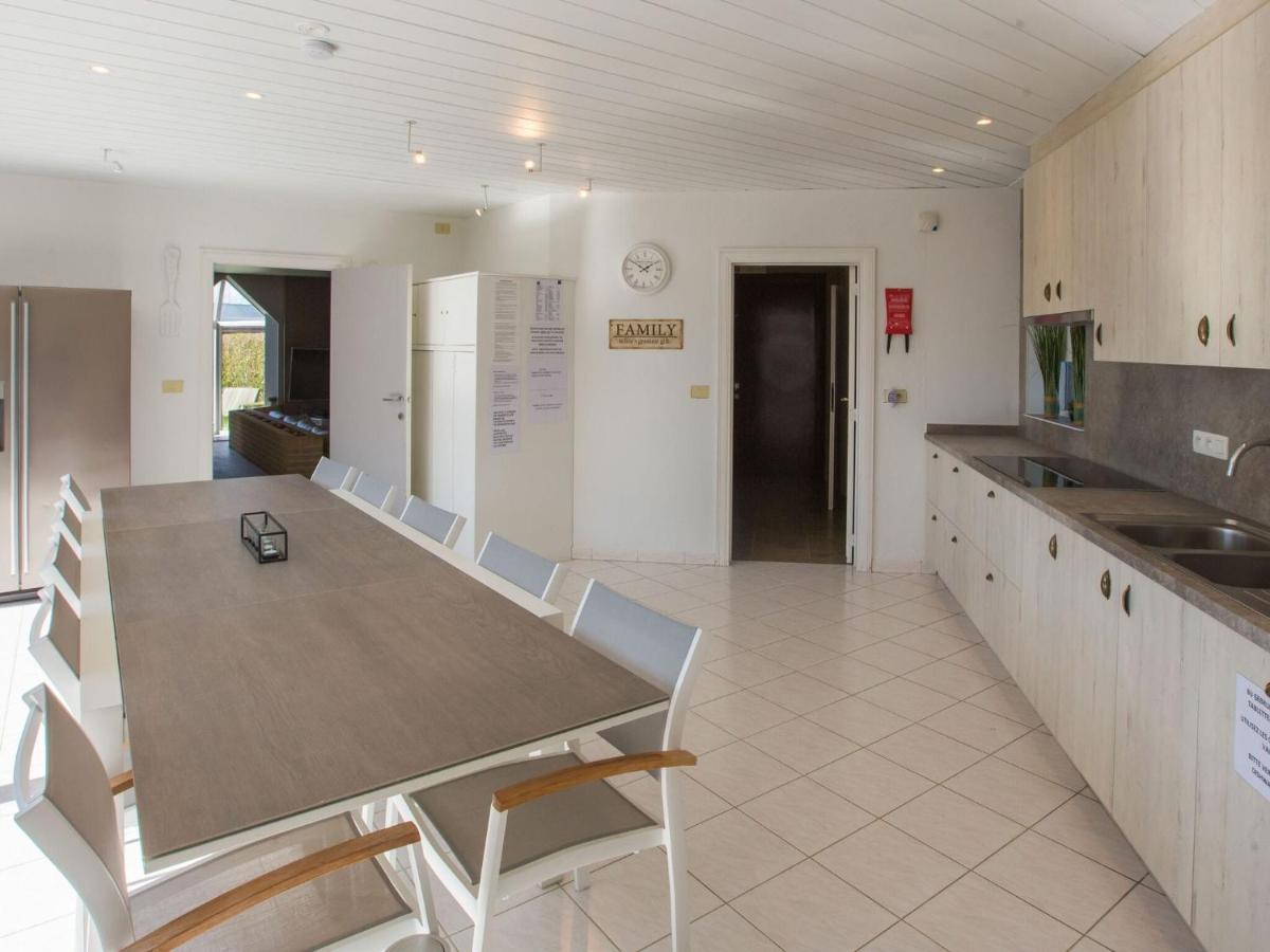 Splendid Villa In Middelkerke With Sauna Bubble Bath Екстер'єр фото